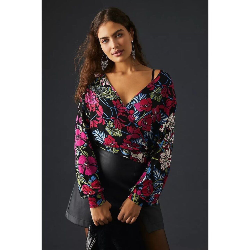 Tiny x Anthropologie Sz. L NWT Finley V-Neck Top